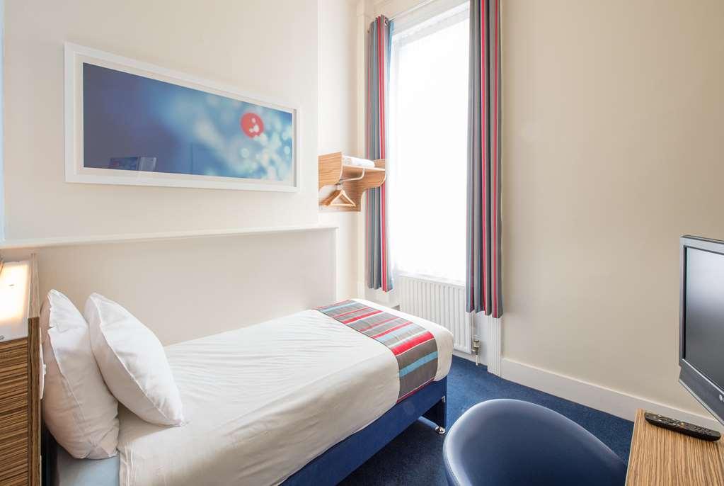 Travelodge Redhill เรดฮิลล์ ห้อง รูปภาพ